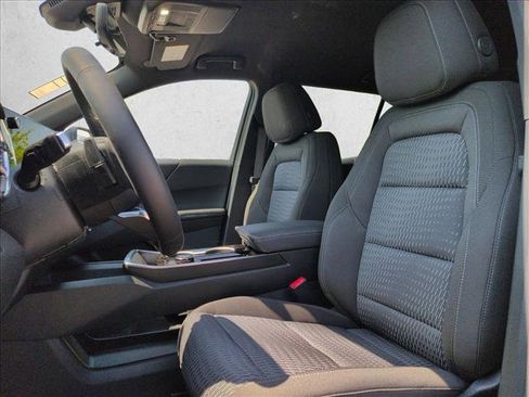 New 2026 Chevrolet Equinox LT w/ Safety and Technology Package AWD/4WD image 4
