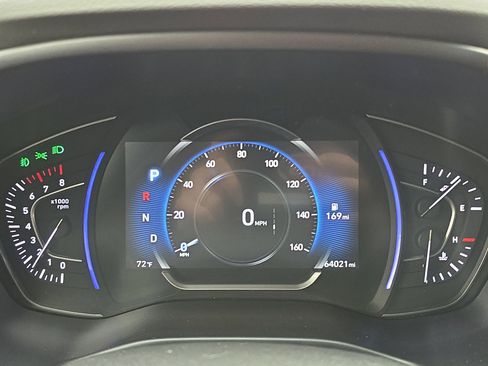 Used 2019 Hyundai Santa Fe Limited FWD image 19