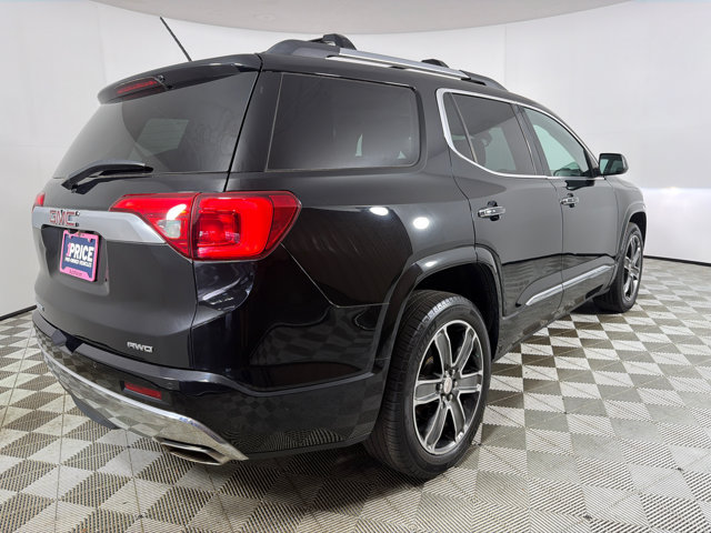 Used 2017 GMC Acadia Denali w/ Technology Package AWD/4WD image 5