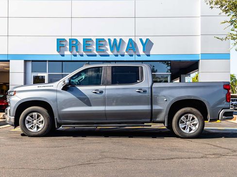 Used 2020 Chevrolet Silverado 1500 LT w/ All-Star Edition image 2