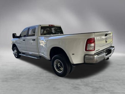 Used 2024 RAM 3500 Big Horn AWD/4WD image 4