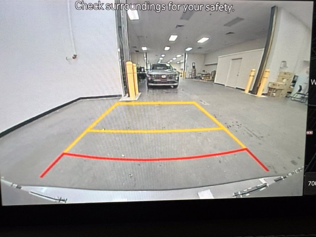 Used 2023 Genesis G70 2.0T RWD image 21