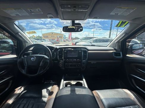 Used 2017 Nissan Titan Platinum Reserve RWD image 14