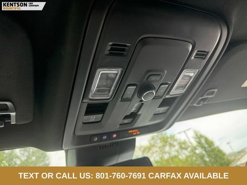 Used 2025 GMC Yukon XL Denali w/ Sun & Power Step Package AWD/4WD image 30
