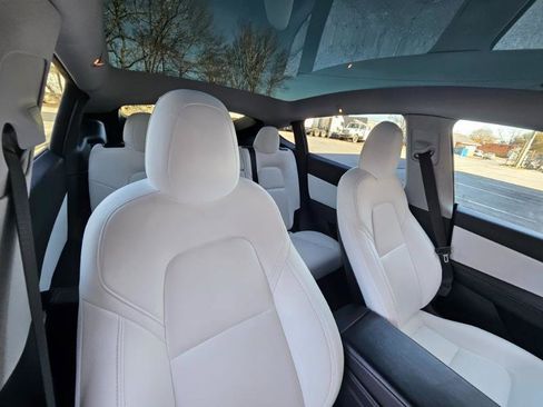 Used 2022 Tesla Model Y Performance image 48