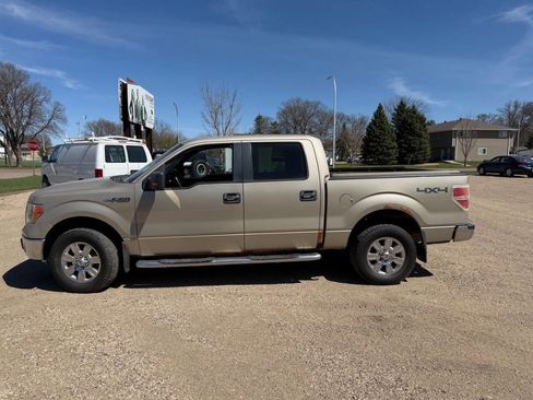 Used 2010 Ford F150 XLT AWD/4WD image 1
