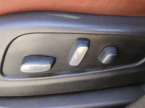 Used 2021 Cadillac XT5 Premium Luxury image 20