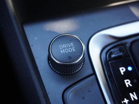 Used 2023 Hyundai Kona SE w/ Cargo Package image 44