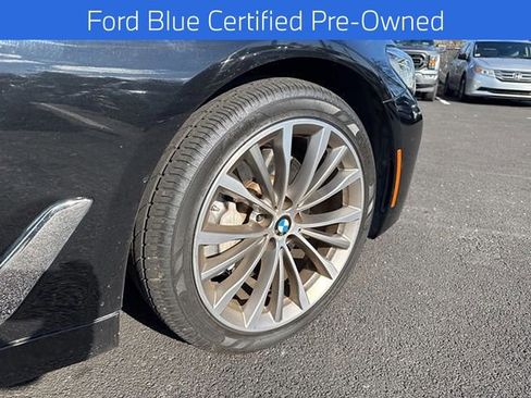 Used 2021 BMW 530i xDrive w/ Convenience Package image 13