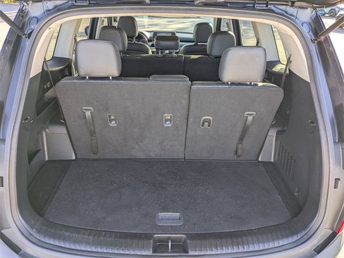 Used 2020 Kia Telluride S w/ S 8 Passenger Seating Package image 12