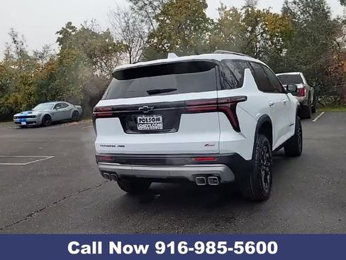 New 2026 Chevrolet Traverse Z71 w/ Enhanced Driving Package image 9