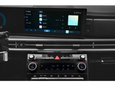 Used 2025 Hyundai Santa Fe SEL image 13