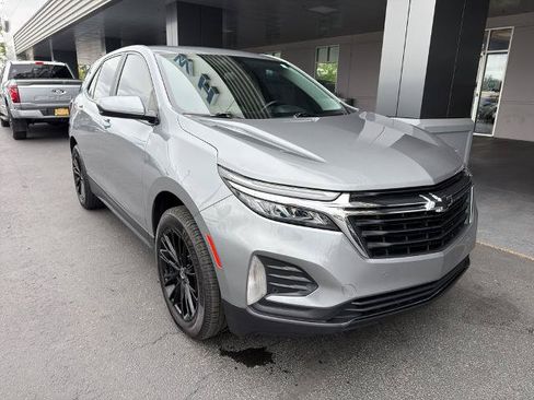 Used 2023 Chevrolet Equinox LT w/ Driver Convenience Package AWD/4WD image 1