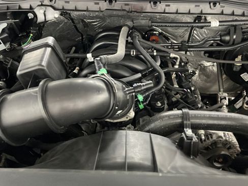 Used 2024 Ford F250 XLT AWD/4WD image 25