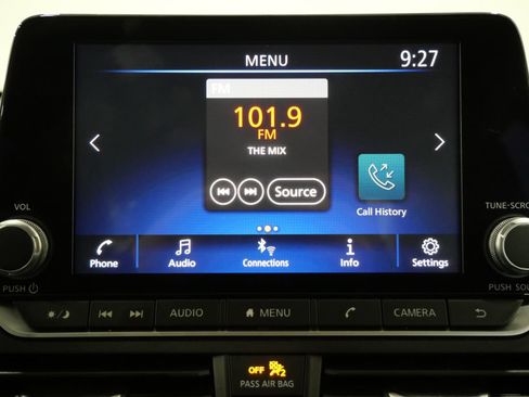 Used 2024 Nissan Altima 2.5 SR FWD image 16