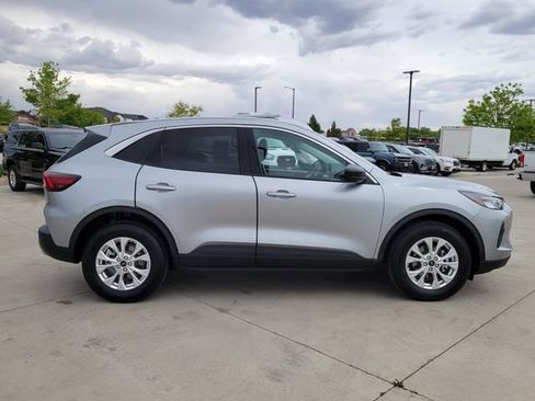 Certified 2023 Ford Escape Active AWD/4WD image 2