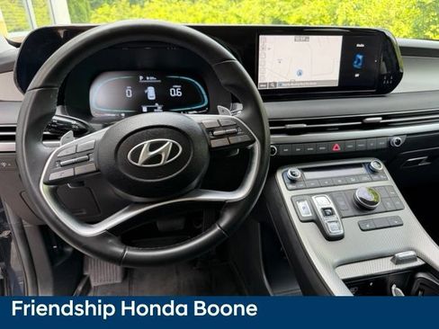 Used 2024 Hyundai Palisade SEL FWD image 18