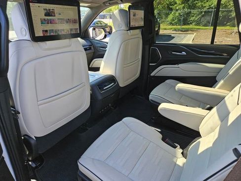 Used 2024 Cadillac Escalade Sport w/ LPO, ONYX Package AWD/4WD image 13