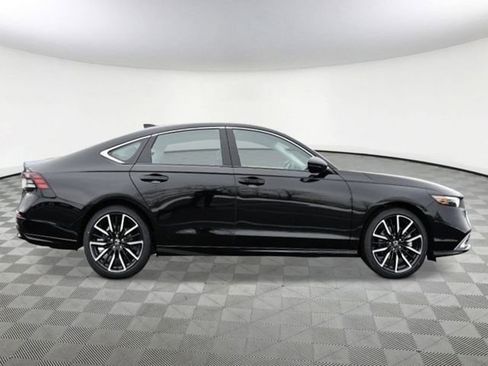 New 2026 Honda Accord Touring image 7