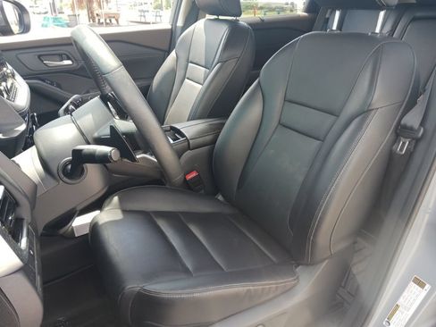 Used 2023 Nissan Rogue SL w/ SL Premium Package FWD image 10