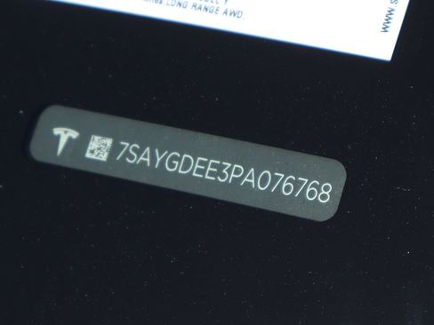 Used 2023 Tesla Model Y Long Range image 48