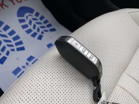 New 2025 Kia Sorento EX image 34