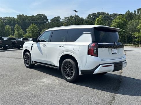 New 2025 Nissan Armada SV image 6