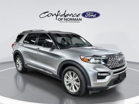 Used 2022 Ford Explorer Limited image 1