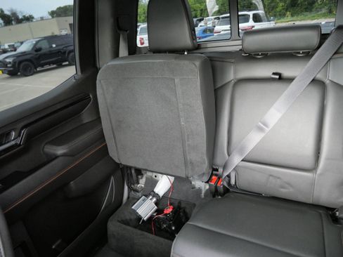 Used 2022 GMC Sierra 1500 AT4 w/ AT4 Premium Package AWD/4WD image 12