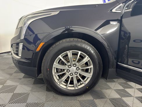Used 2017 Cadillac XT5 Luxury AWD/4WD image 12