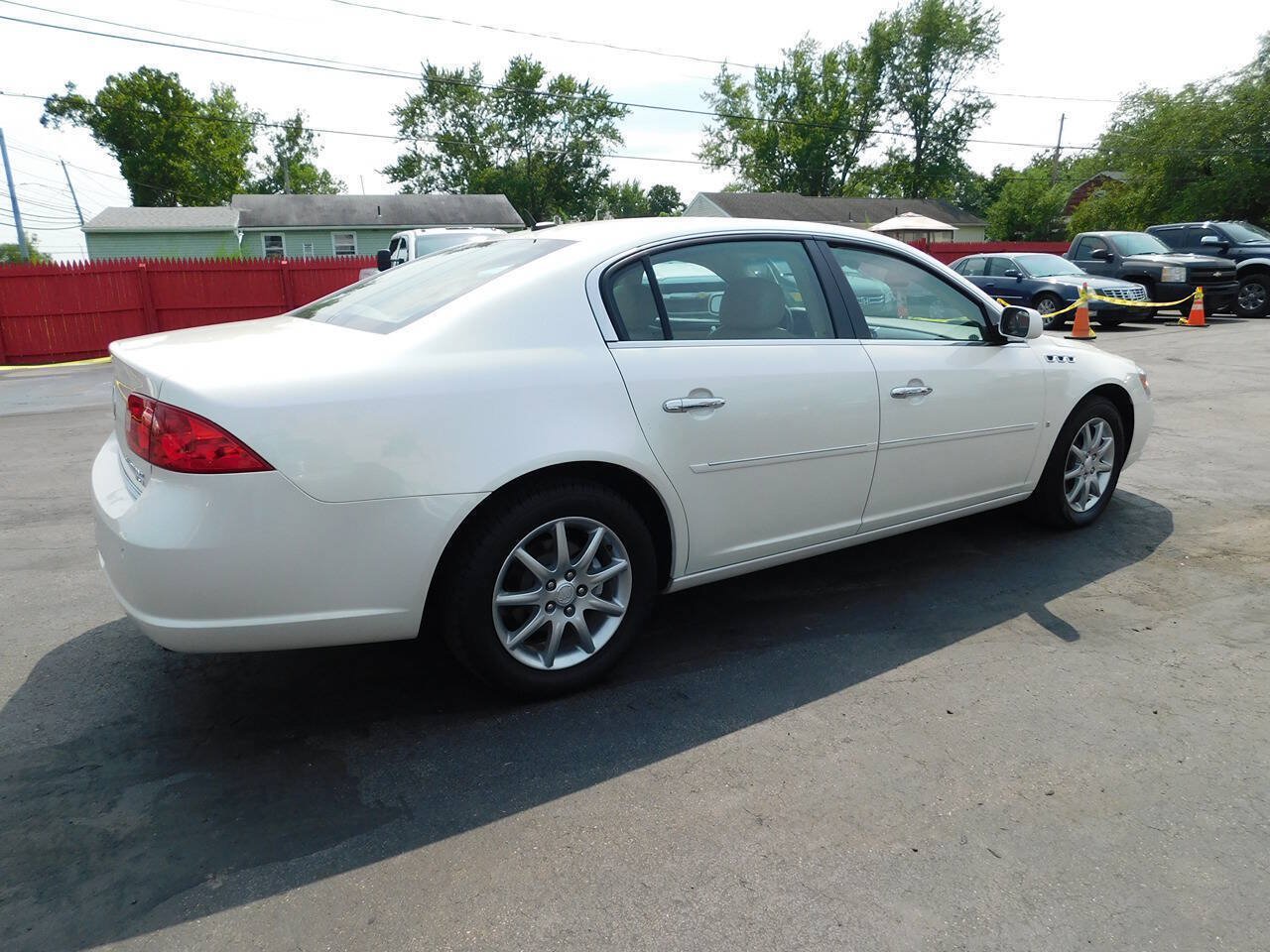 Used 2008 Buick Lucerne CXL w/ Driver Confidence Package FWD image 13