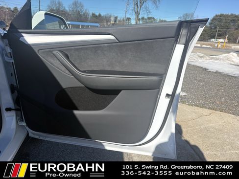 Used 2023 Tesla Model Y Long Range image 17