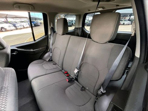 Used 2015 Nissan Xterra PRO-4X w/ Nevada Tow Package image 20