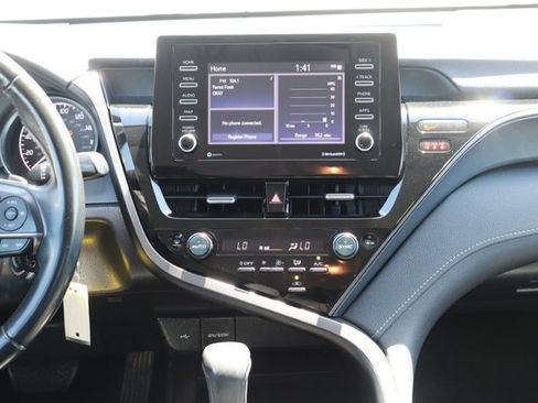 Used 2023 Toyota Camry SE FWD image 15