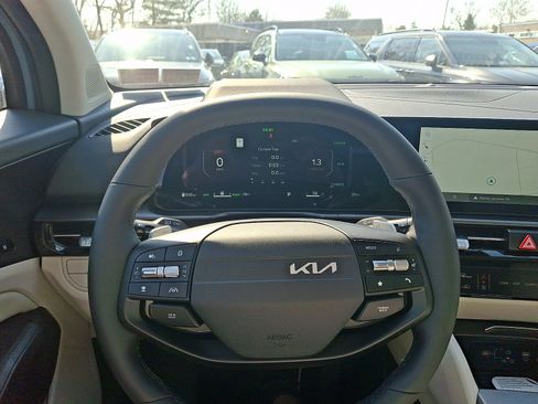 New 2026 Kia Sportage SX Prestige image 13