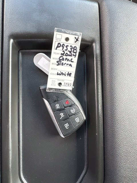 Used 2024 GMC Sierra 1500 Elevation AWD/4WD image 6