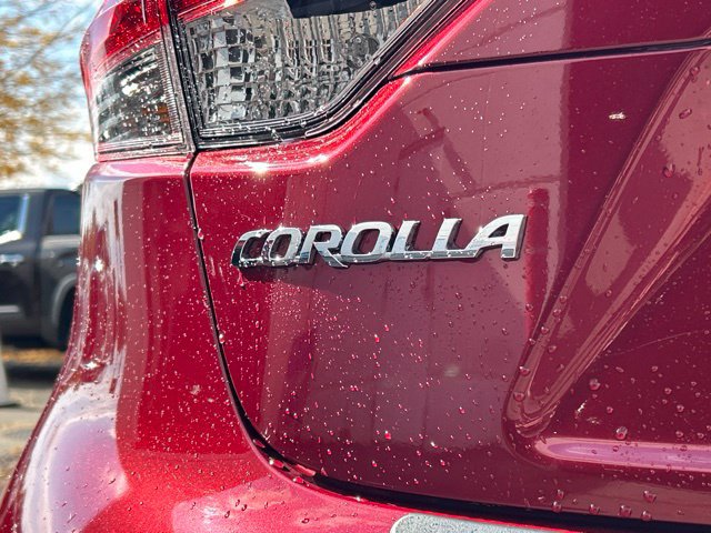 Used 2024 Toyota Corolla LE w/ LE Convenience Package FWD image 12