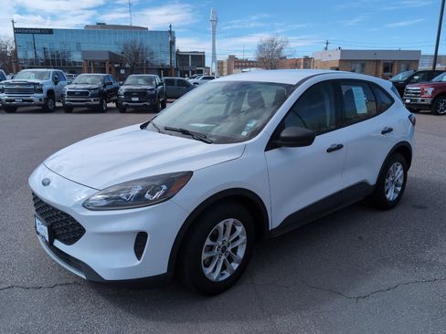Used 2020 Ford Escape S image 2