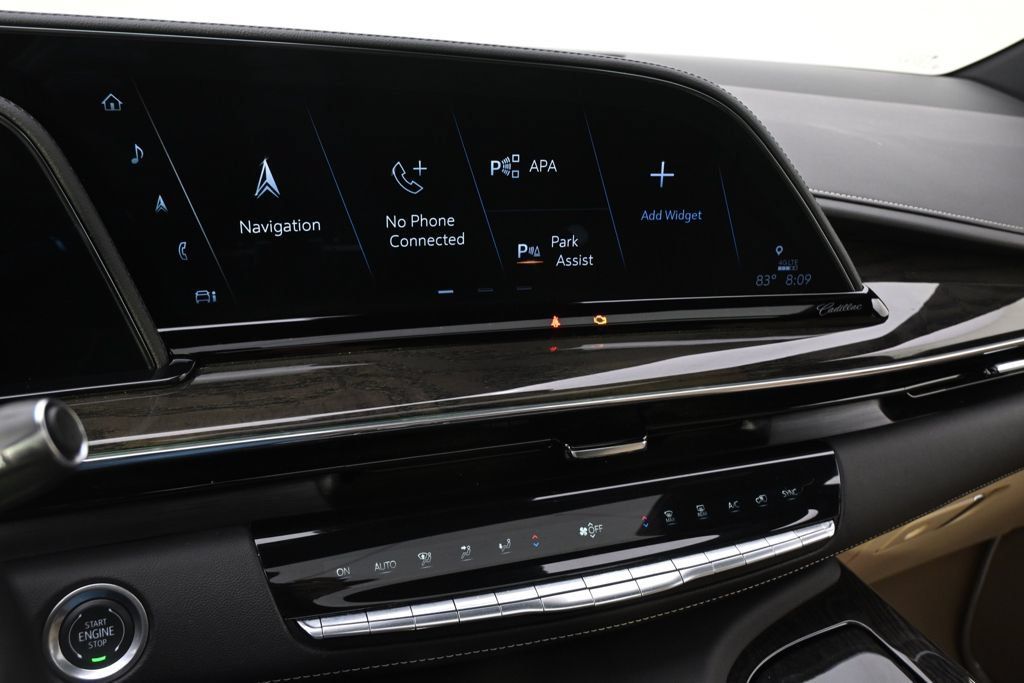 Certified 2024 Cadillac Escalade Premium Luxury w/ LPO, Floor Liner Package AWD/4WD image 29