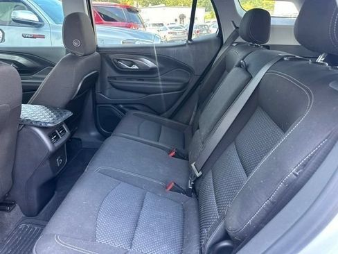 Used 2024 GMC Terrain SLE w/ Driver Convenience Package FWD image 26