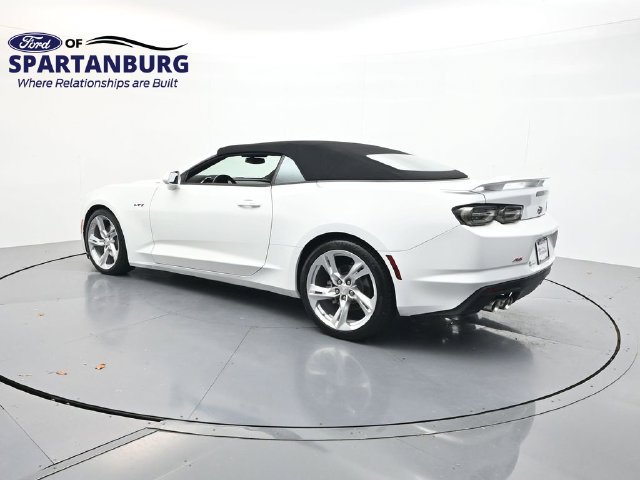 Used 2023 Chevrolet Camaro LT RWD image 5