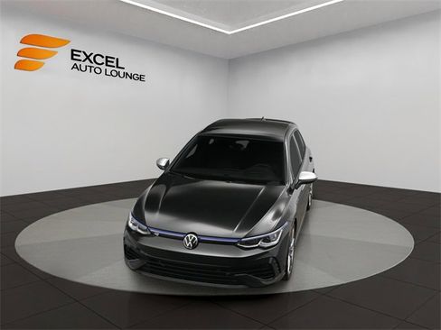 Used 2024 Volkswagen Golf R image 54