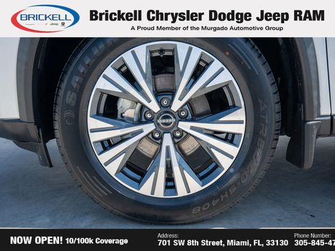 Used 2022 Nissan Rogue SV w/ SV Premium Package image 35