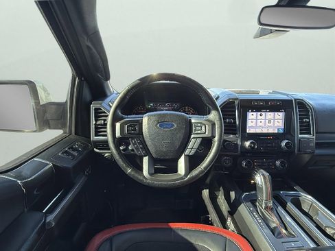 Used 2016 Ford F150 Lariat w/ Equipment Group 502A Luxury image 9