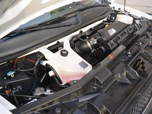 Used 2019 Chevrolet Express 3500 LT w/ LT Preferred Equipment Group image 32