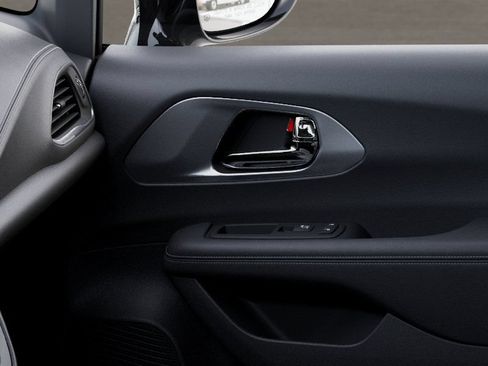 New 2026 Chrysler Pacifica Select FWD image 25