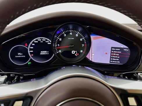 Certified 2018 Porsche Panamera 4 AWD/4WD image 16