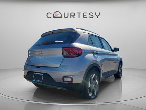 New 2026 Hyundai Venue SEL image 3