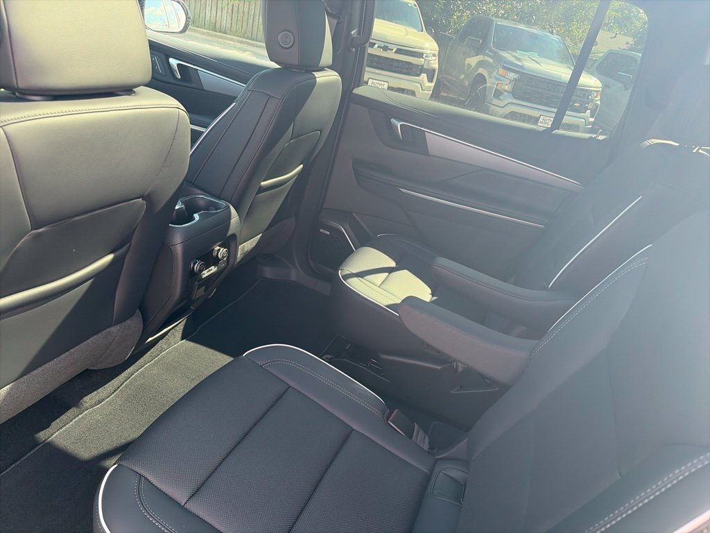 New 2027 Buick Enclave Sport Touring w/ Power Package AWD/4WD image 11