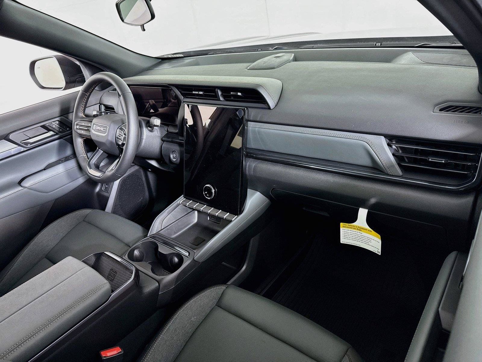 New 2027 GMC Terrain AT4 w/ Convenience Package III AWD/4WD image 22